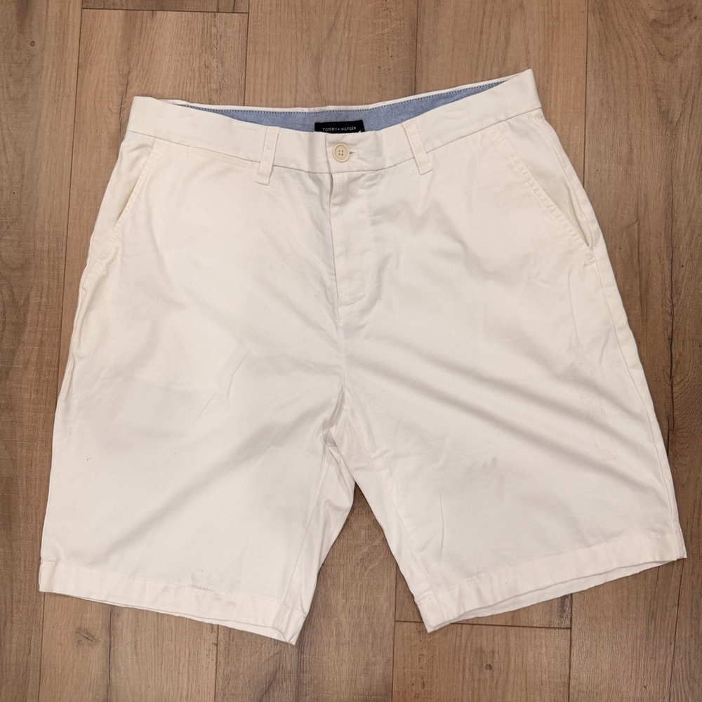 Tommy Hilfiger Cream Flat Front Shorts